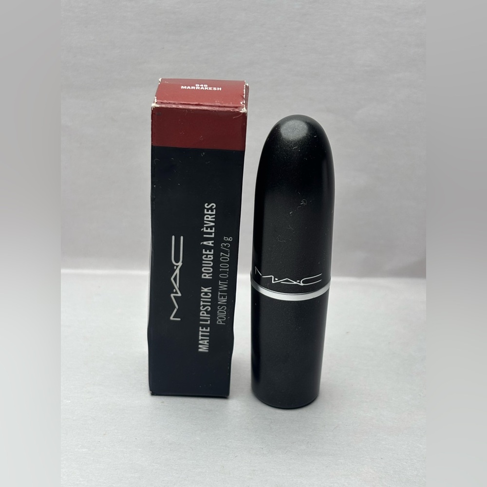 ❣️❣️MAC Matte Lipstick Tone MARRAKESH 646❣️❣️Box (J)